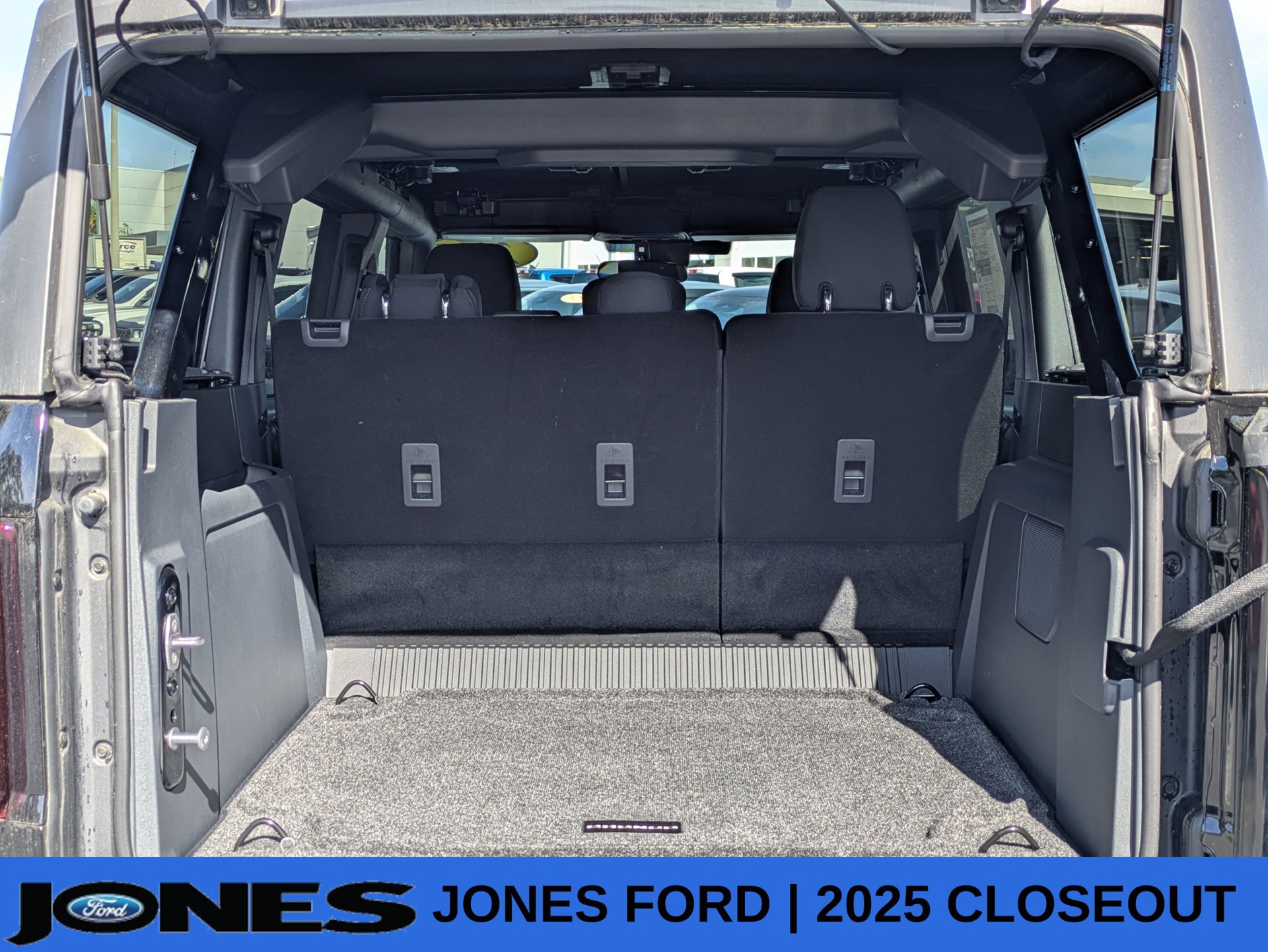 New 2025 Ford Bronco Big Bend AWD/4WD image 14