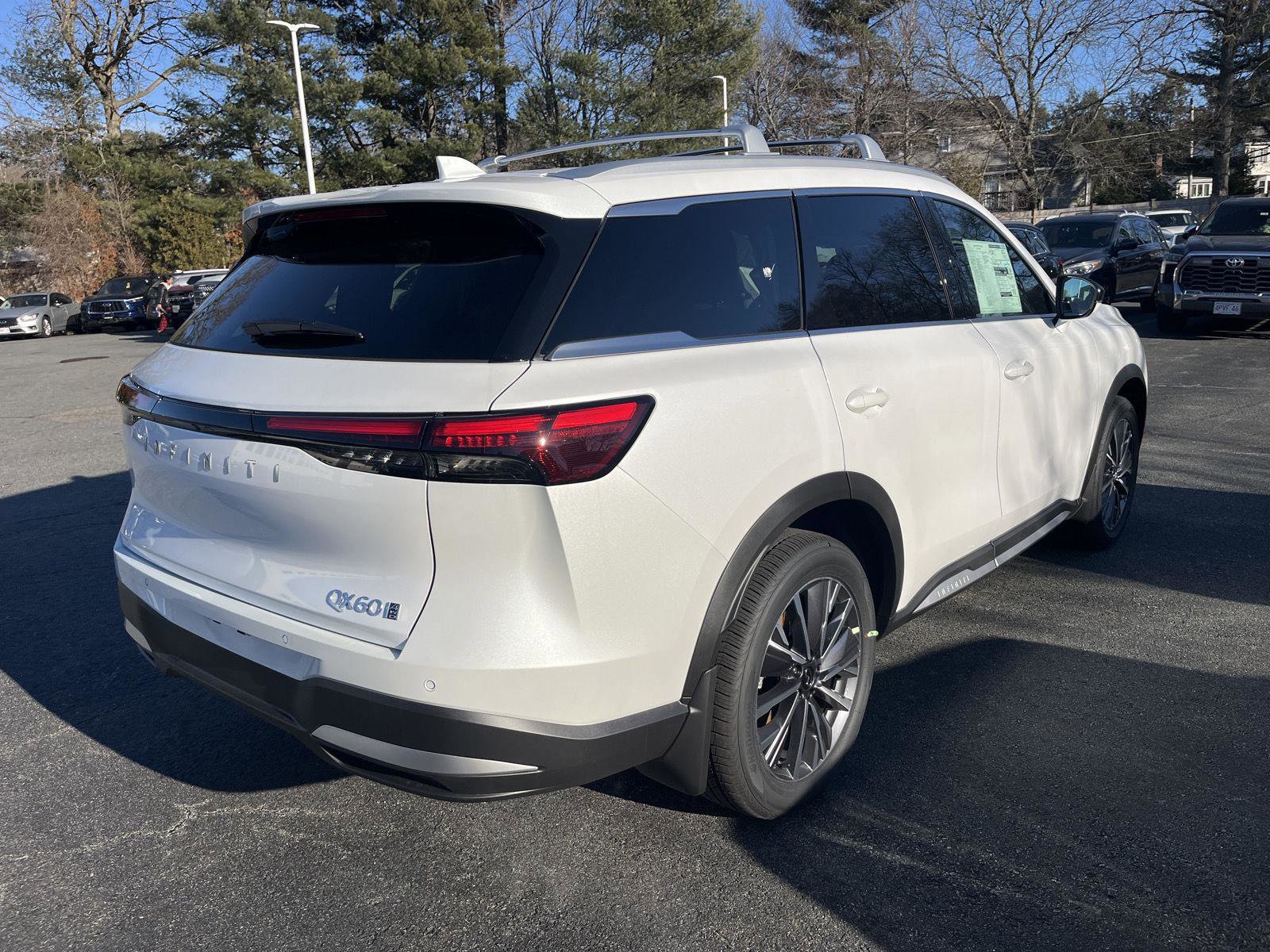 New 2026 INFINITI QX60 Luxe w/ Cargo Package image 3