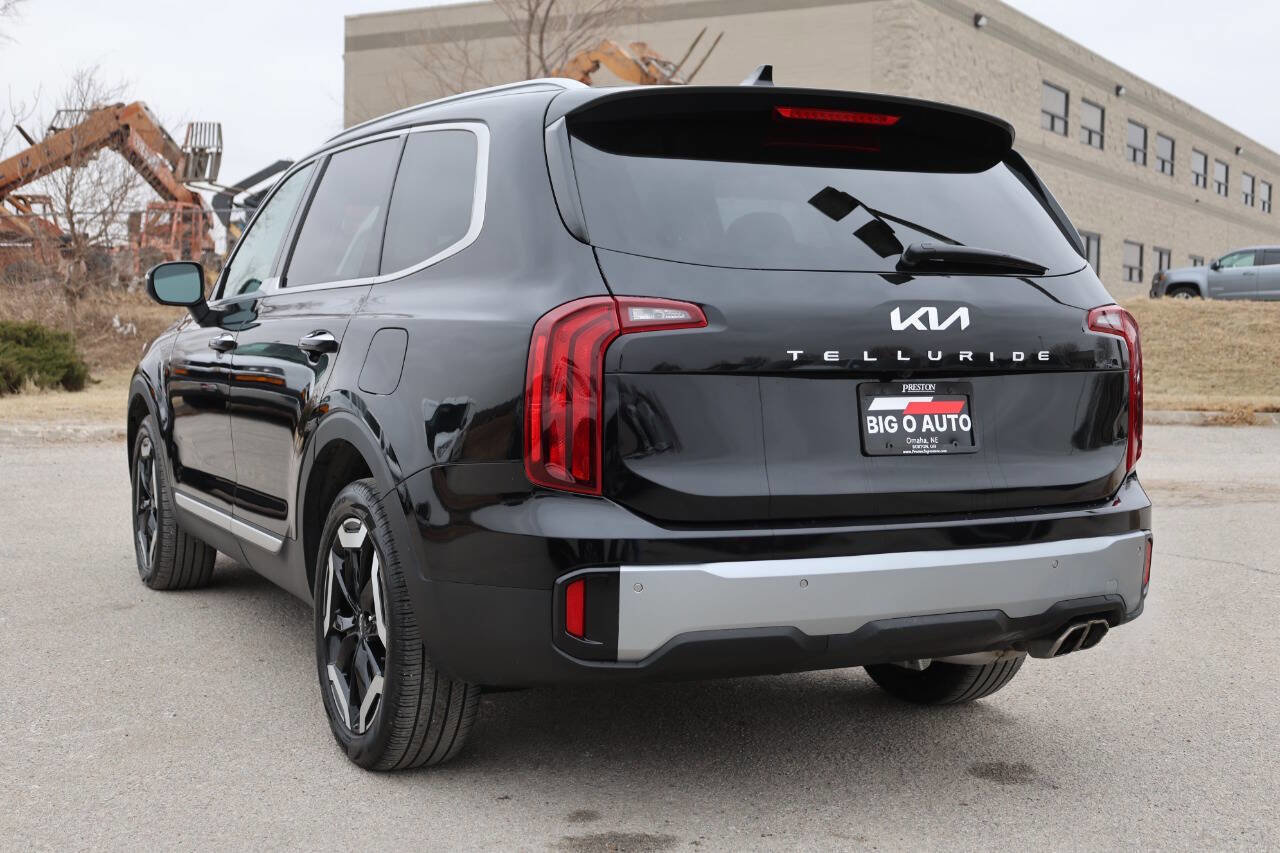 Used 2024 Kia Telluride S AWD/4WD image 11