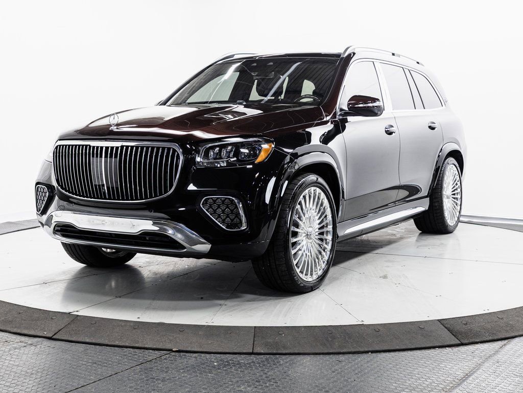 Used 2024 Mercedes-Benz Maybach GLS 600 4MATIC image 3