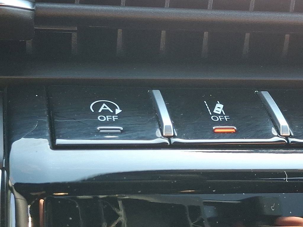 Certified 2024 Jeep Grand Cherokee Altitude AWD/4WD image 25