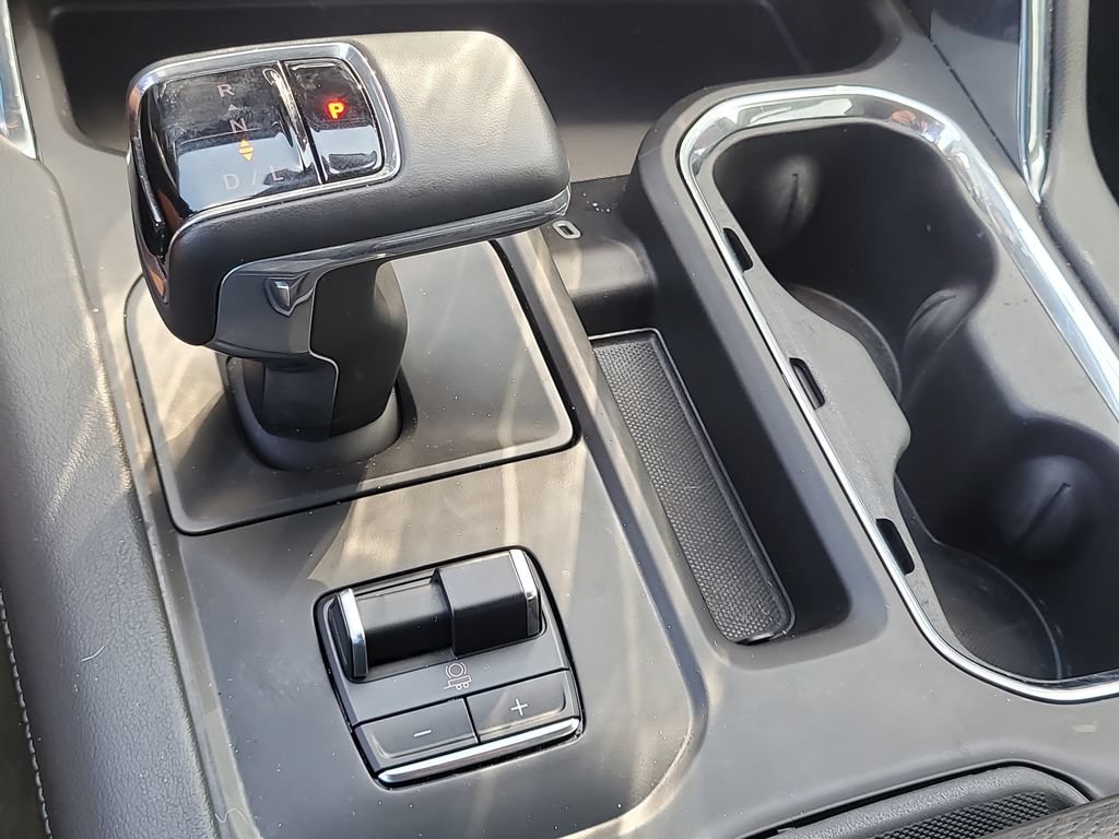 Used 2023 GMC Sierra 1500 Denali w/ Technology Package AWD/4WD image 24
