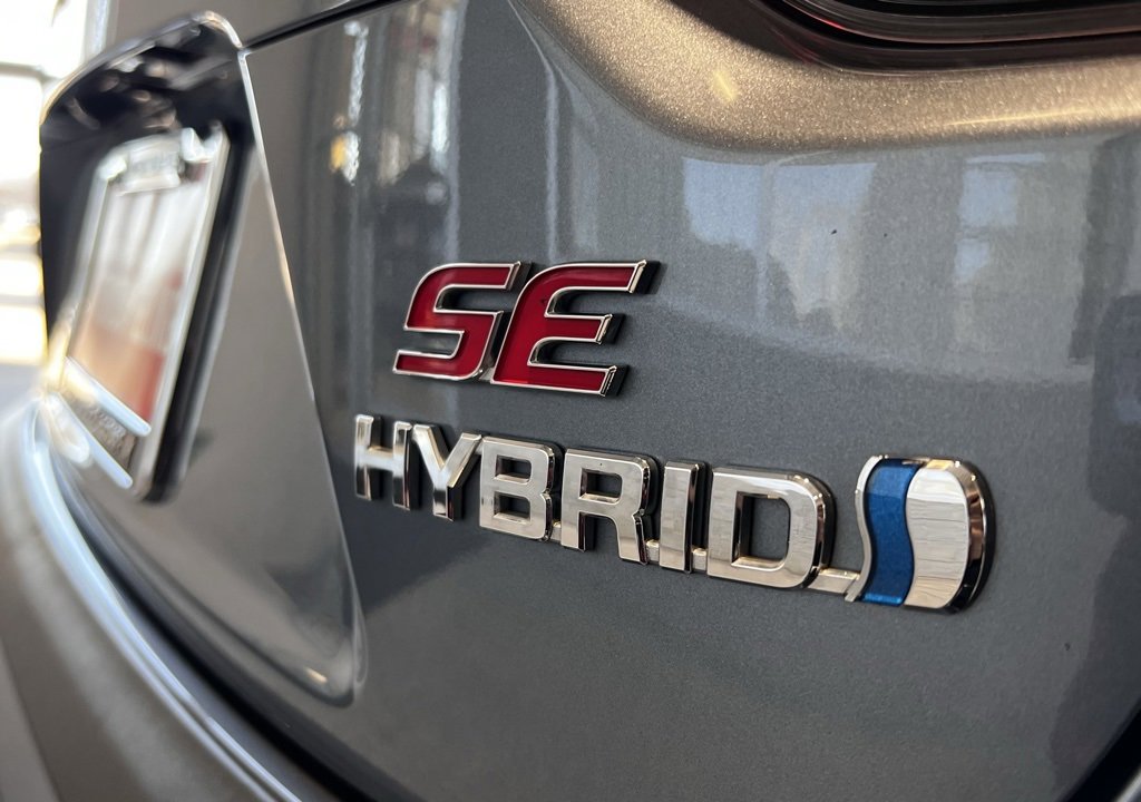 Certified 2024 Toyota Corolla SE image 8