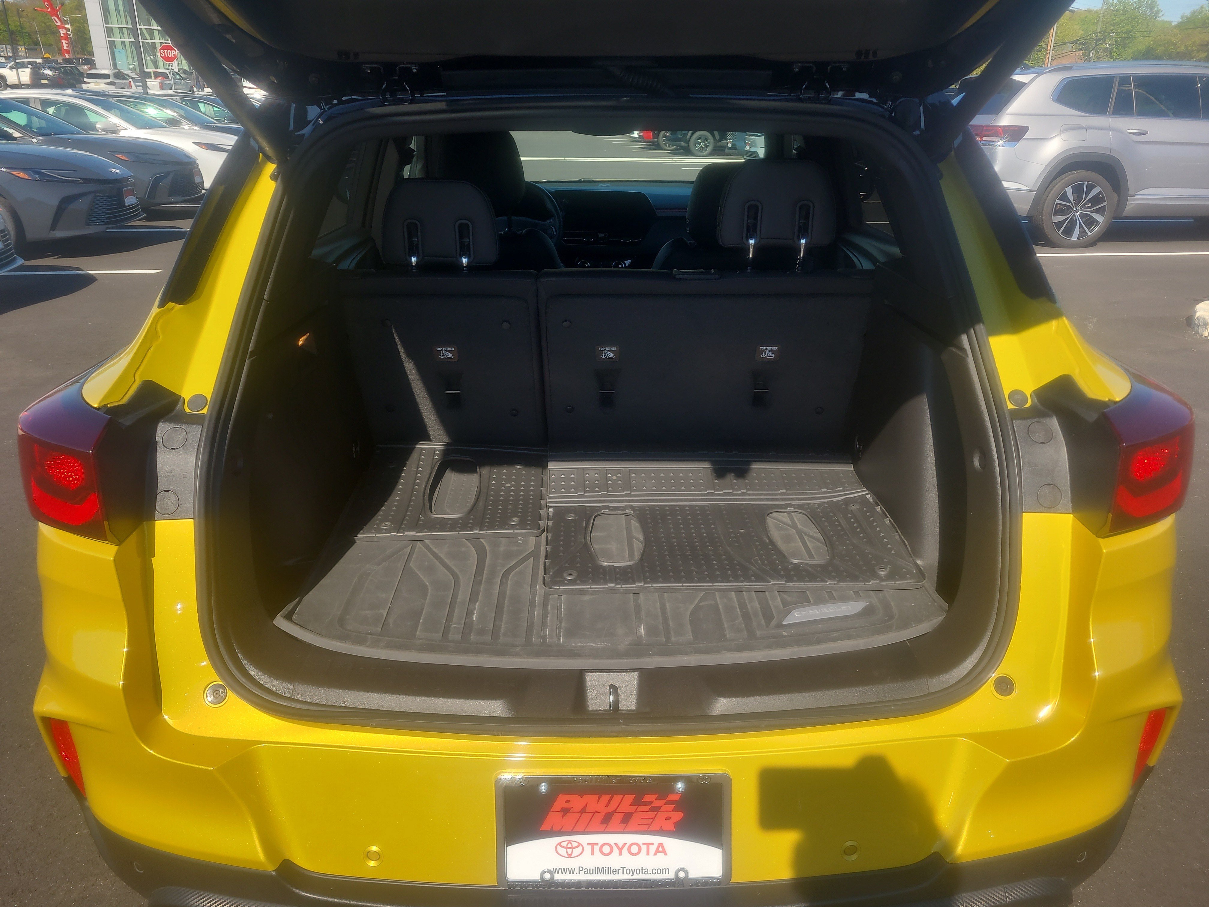 Used 2024 Chevrolet TrailBlazer RS w/ Convenience Package FWD image 29