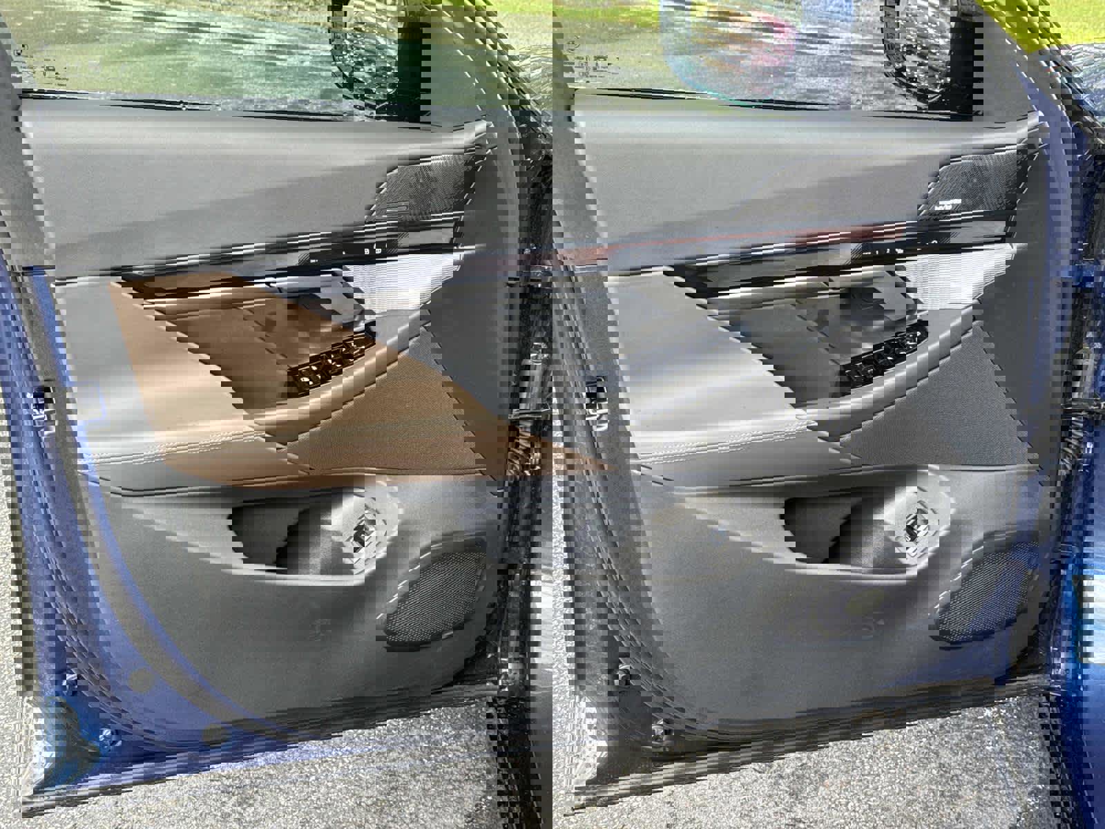 Certified 2026 BMW i5 eDrive40 w/ M Sport Package image 21