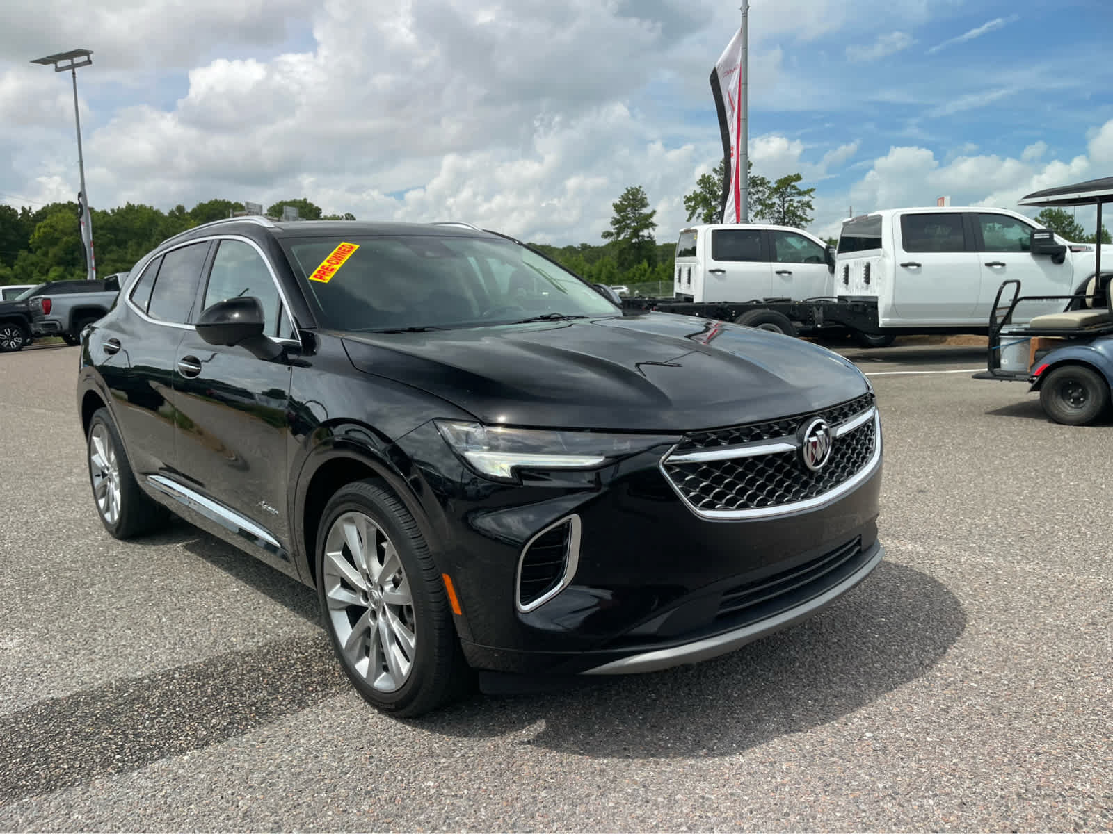 Used 2022 Buick Envision Avenir w/ Technology Package II FWD image 6