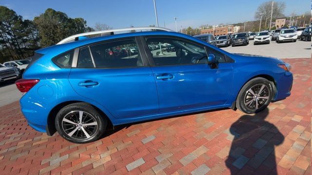 Used 2022 Subaru Impreza Premium image 2