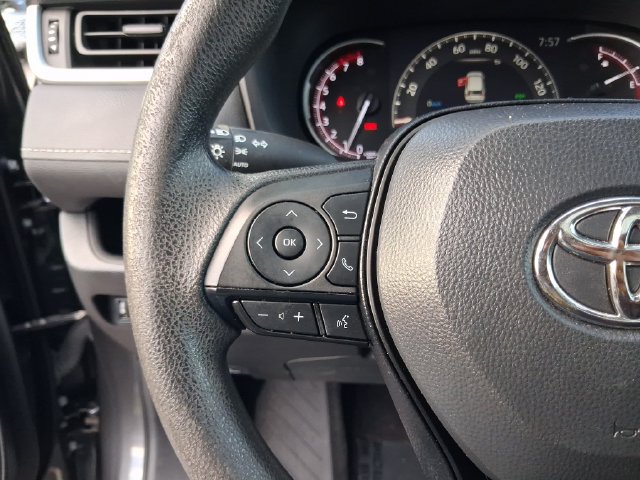 Used 2024 Toyota RAV4 XLE FWD image 18