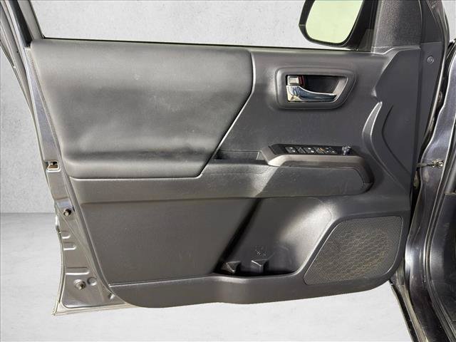 Used 2023 Toyota Tacoma TRD Off-Road AWD/4WD image 10