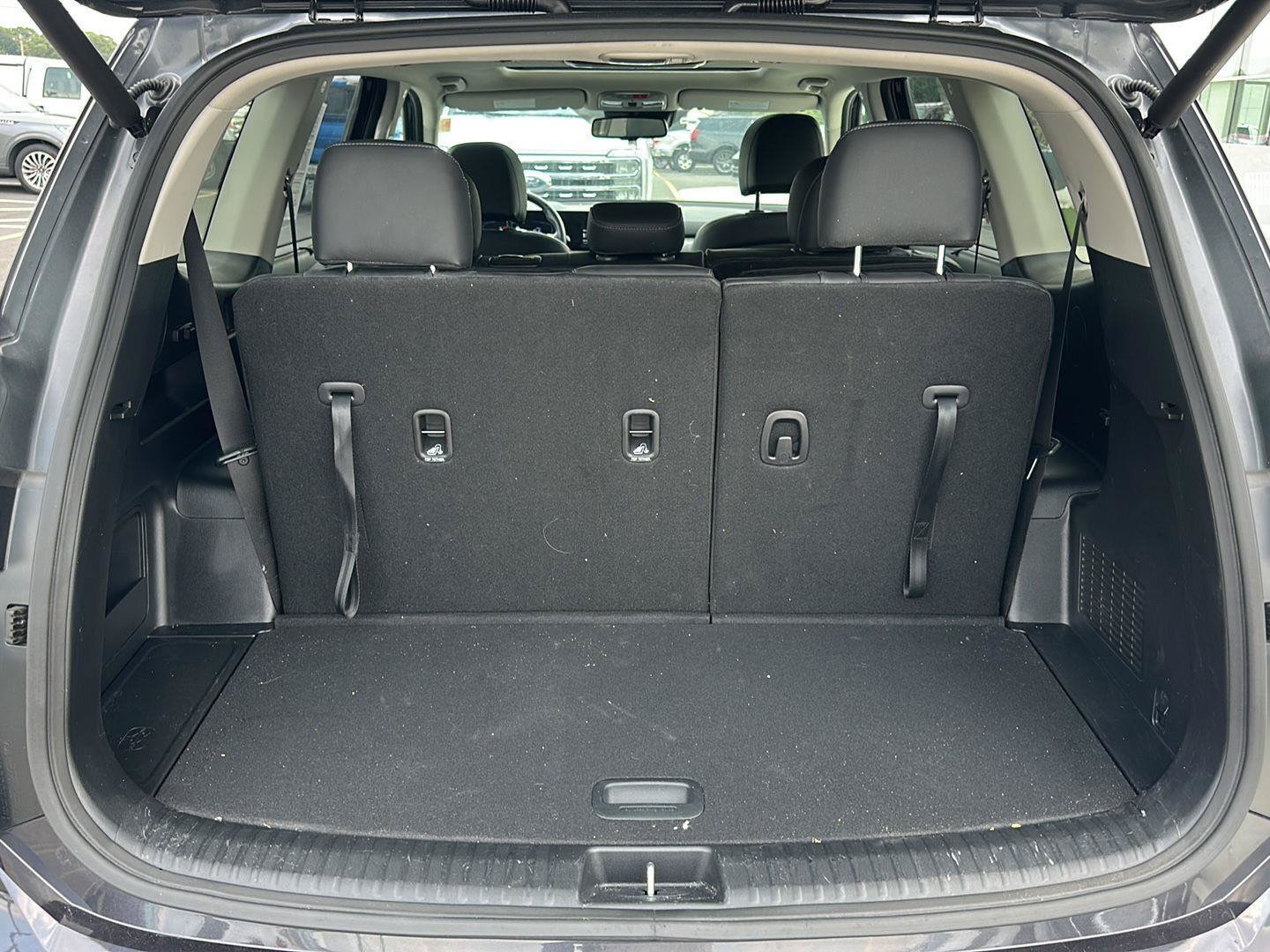 Used 2025 Kia Telluride EX FWD image 14