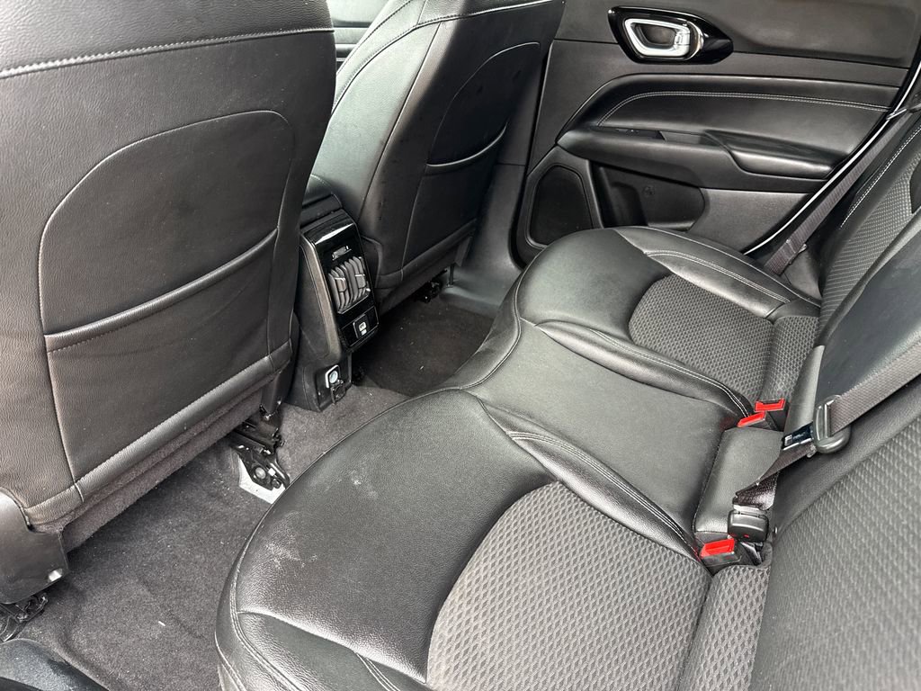 Used 2024 Jeep Compass Latitude w/ Altitude Special Edition image 15