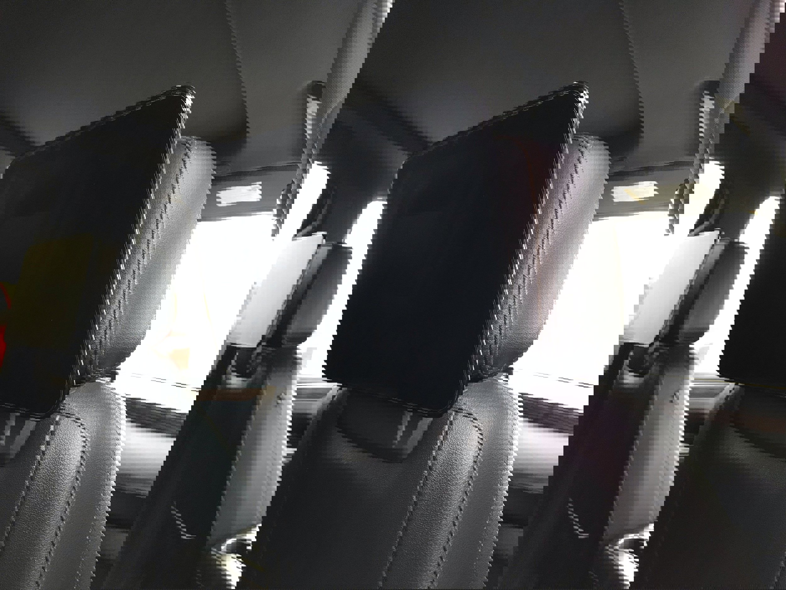 Used 2021 Chevrolet Suburban High Country w/ Premium Package image 25