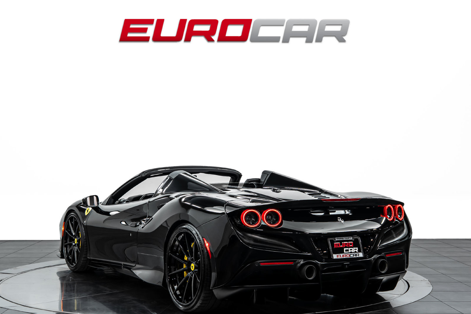 Used 2022 Ferrari F8 Tributo RWD image 4
