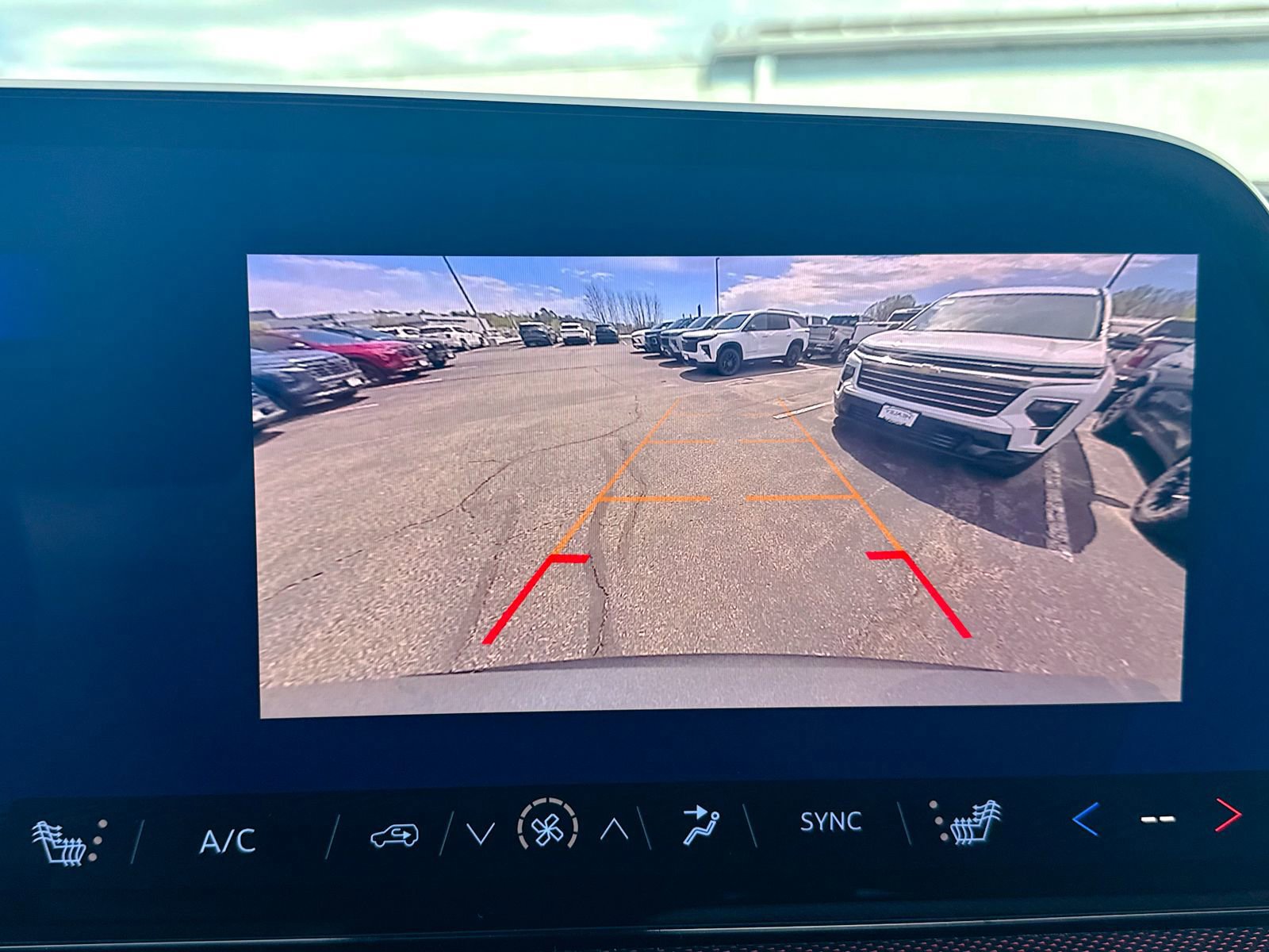 New 2026 Chevrolet Traverse Z71 AWD/4WD image 36