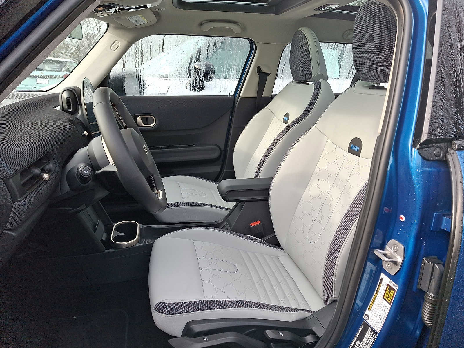 Certified 2025 MINI Cooper S image 10