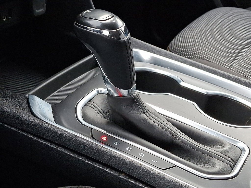 Used 2018 Chevrolet Traverse LT image 18