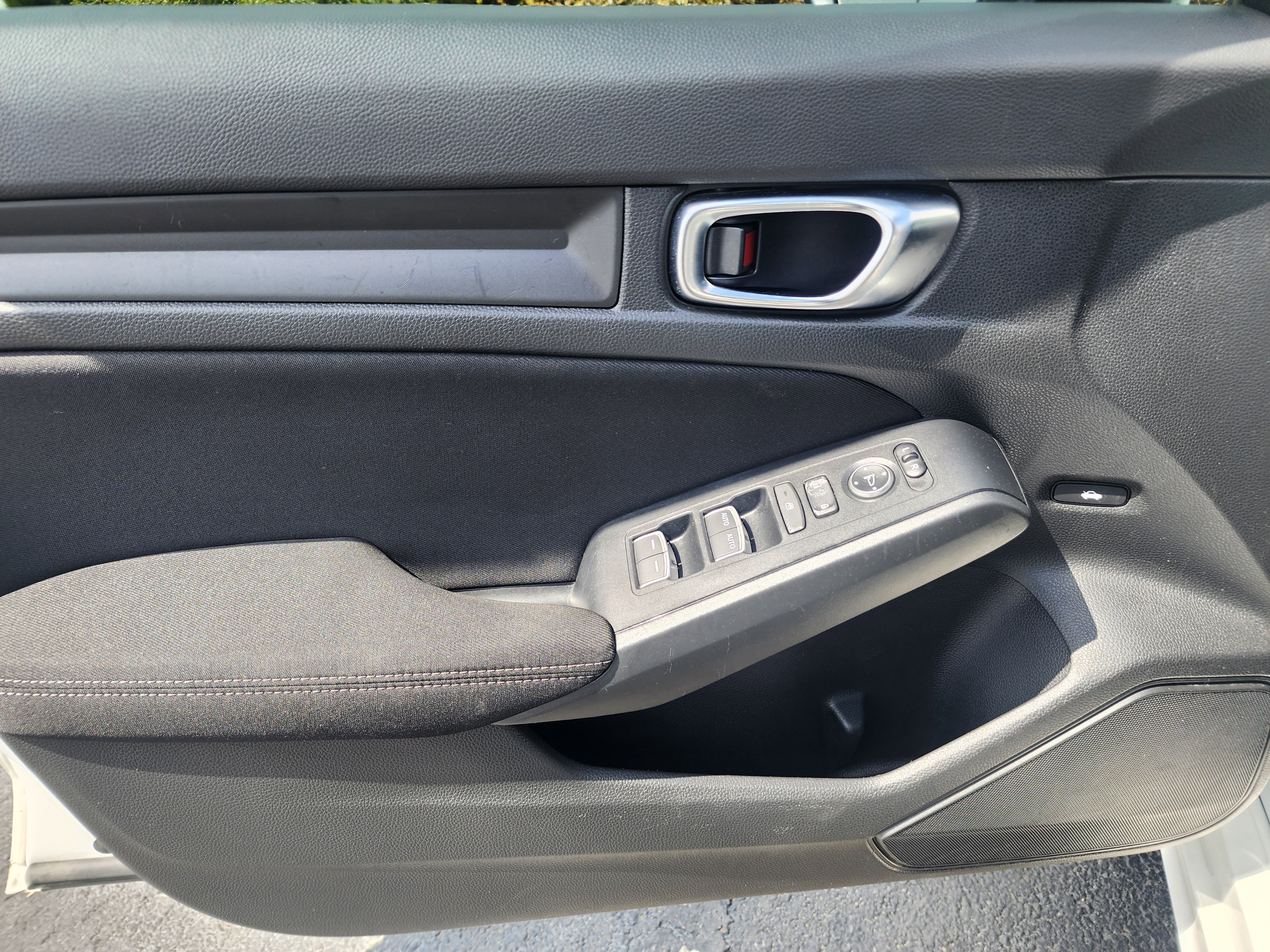 Used 2024 Honda Civic Sport image 21