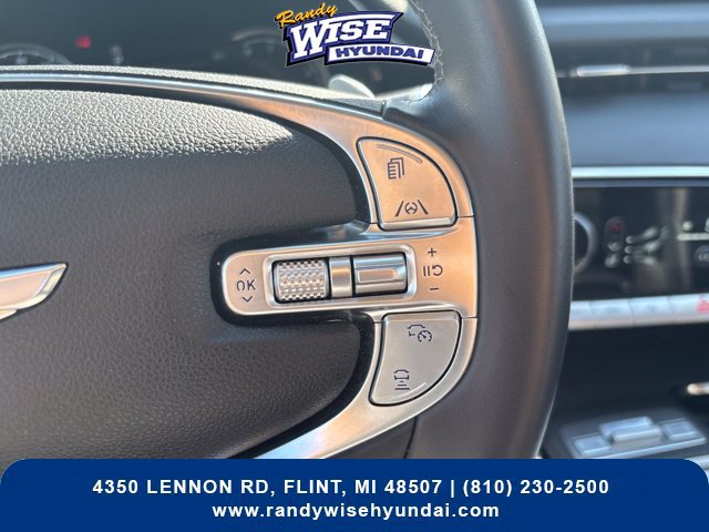 Used 2025 Genesis GV70 2.5T AWD/4WD image 21
