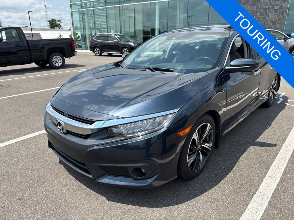 Used 2017 Honda Civic Touring image 2