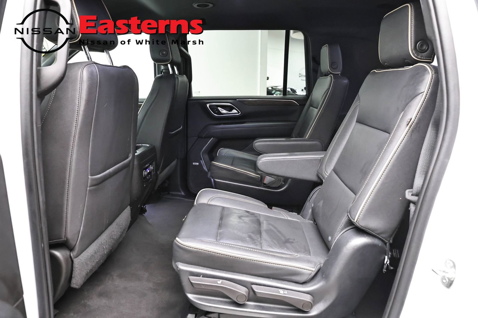 Used 2023 Chevrolet Suburban Premier RWD image 22
