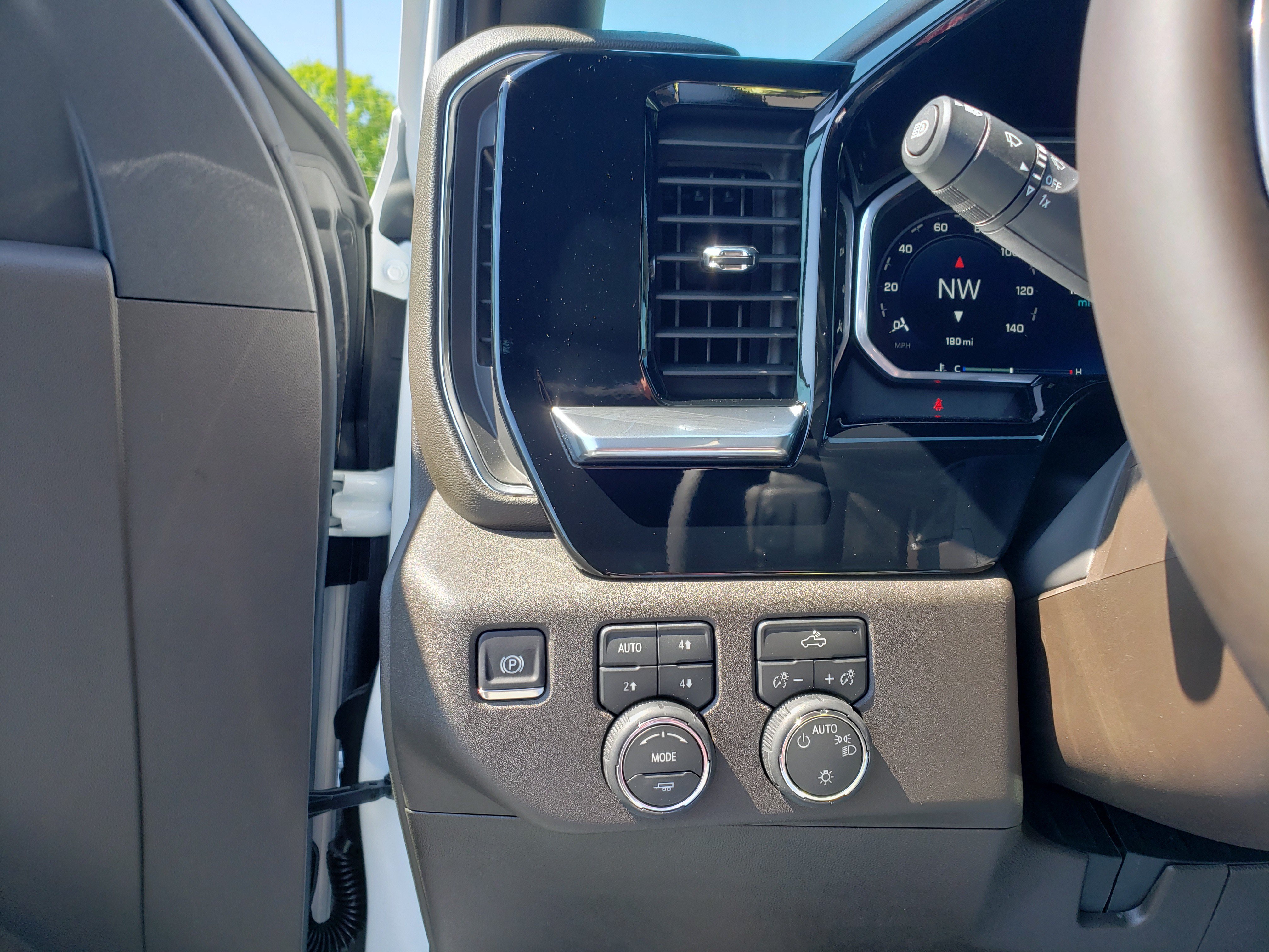 New 2026 Chevrolet Silverado 1500 LT AWD/4WD image 12