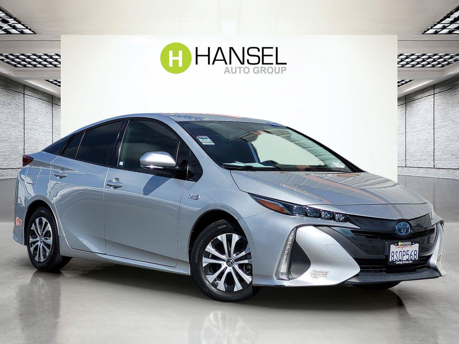 Used 2020 Toyota Prius Prime XLE FWD image 1