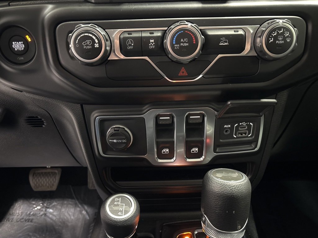 Used 2021 Jeep Wrangler Sport image 19