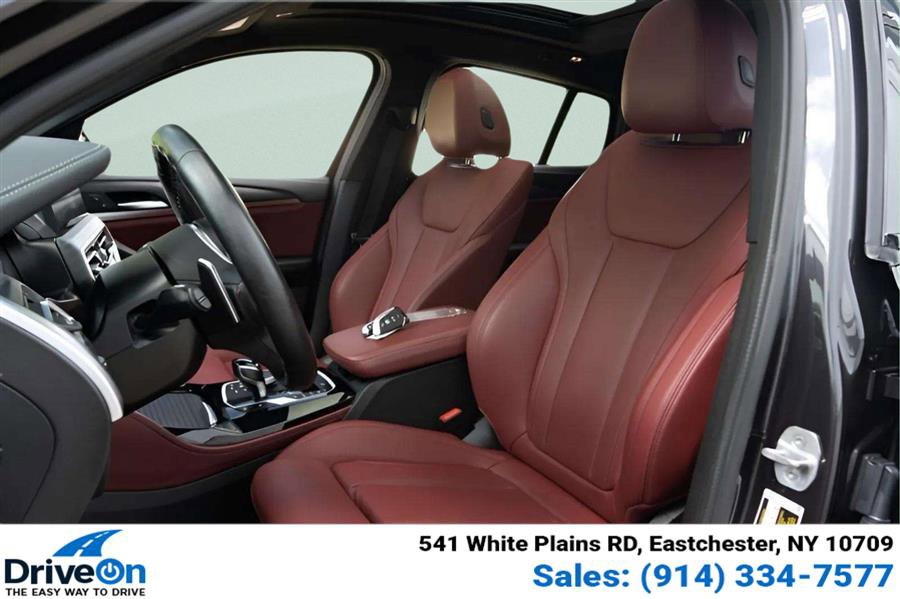 Used 2022 BMW X4 M40i w/ Premium Package image 16