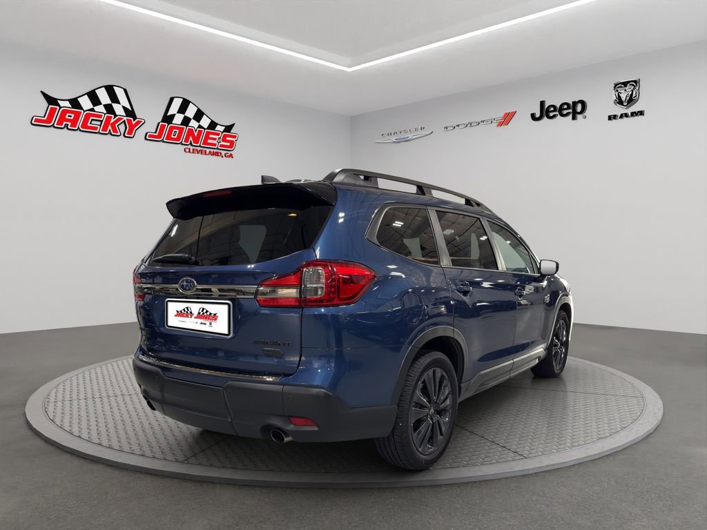 Used 2022 Subaru Ascent Onyx Edition image 10