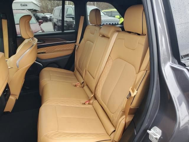 Used 2024 Jeep Grand Cherokee Summit w/ High Altitude Package image 17