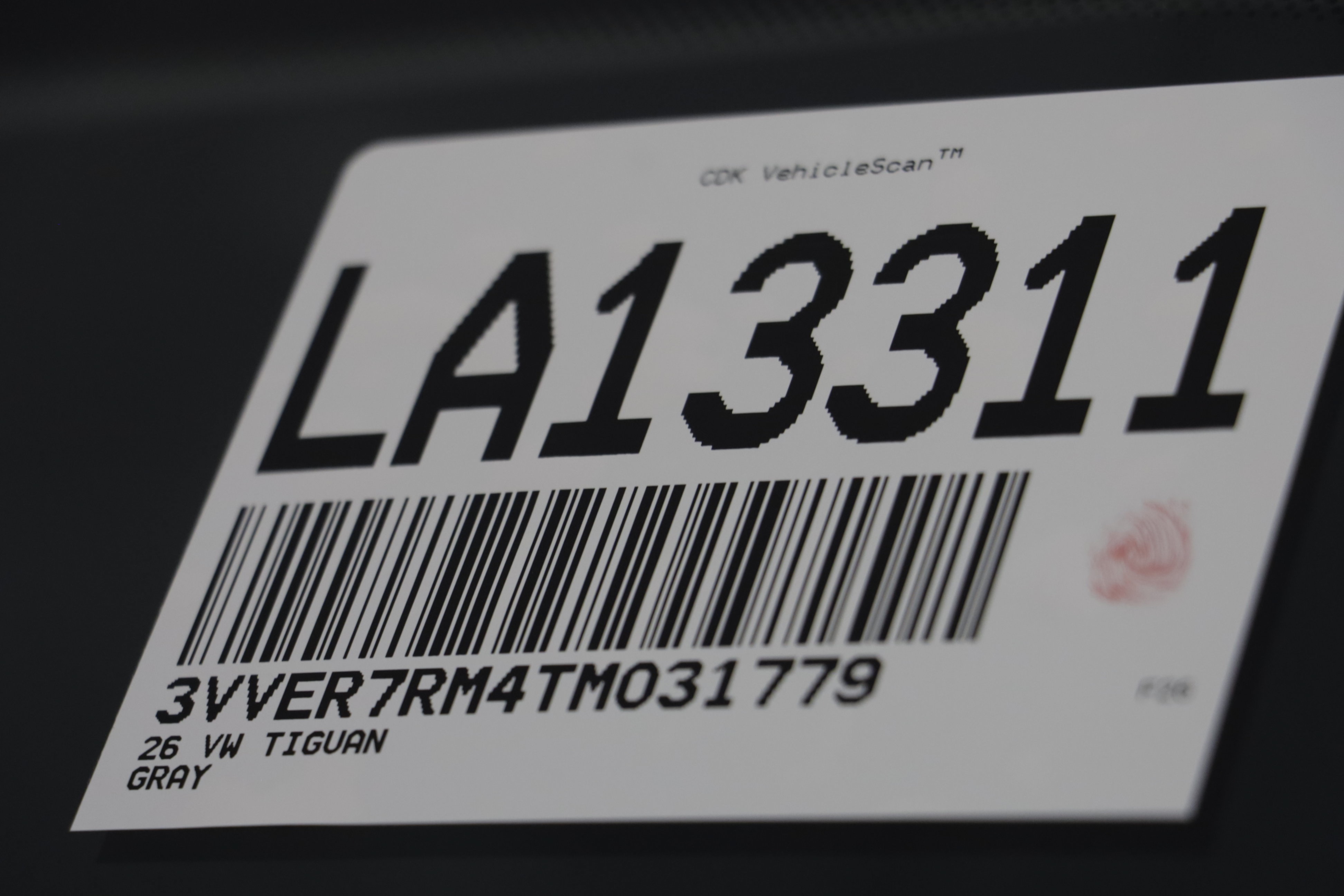 Used 2026 Volkswagen Tiguan SE AWD/4WD image 24