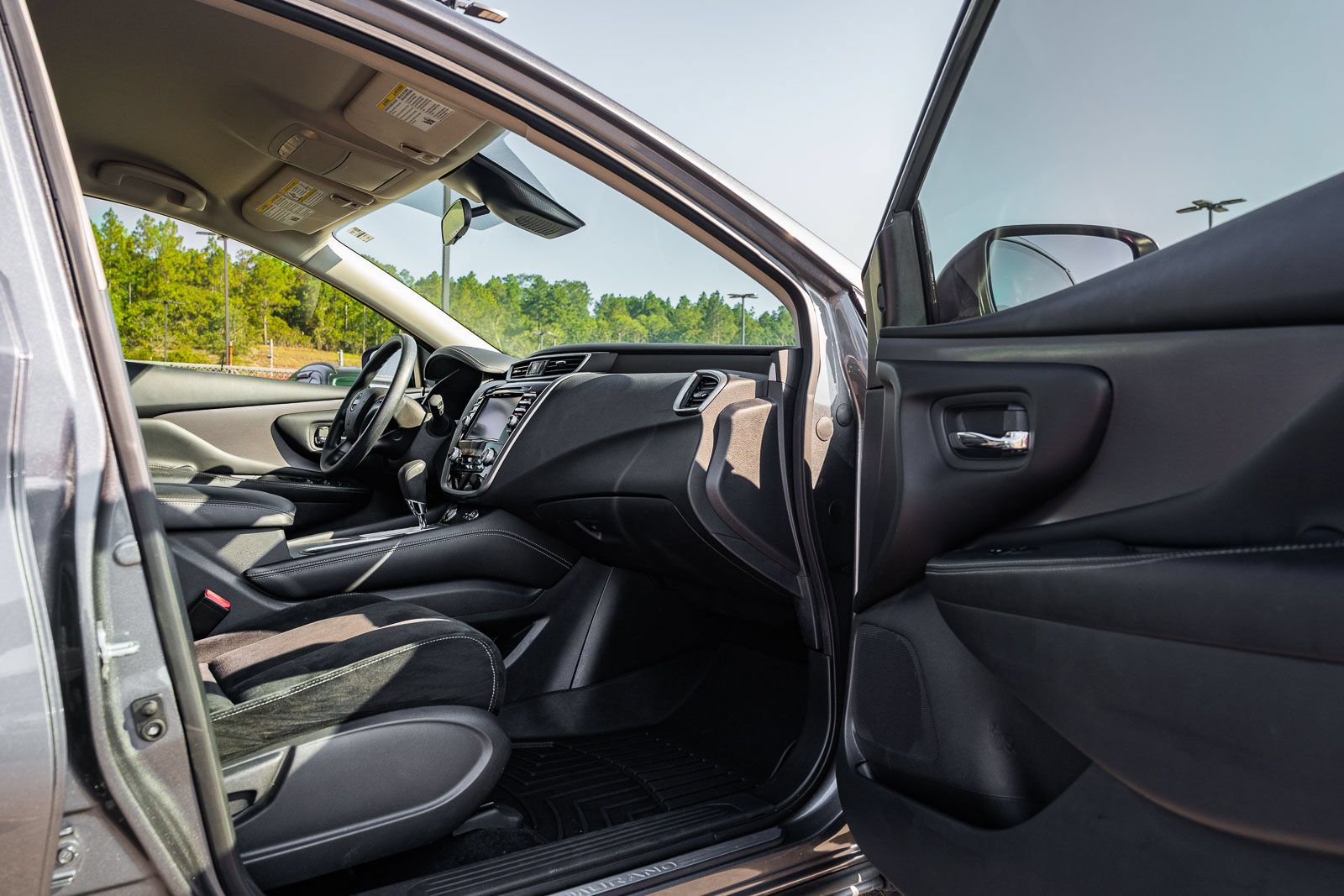 Used 2023 Nissan Murano S FWD image 11