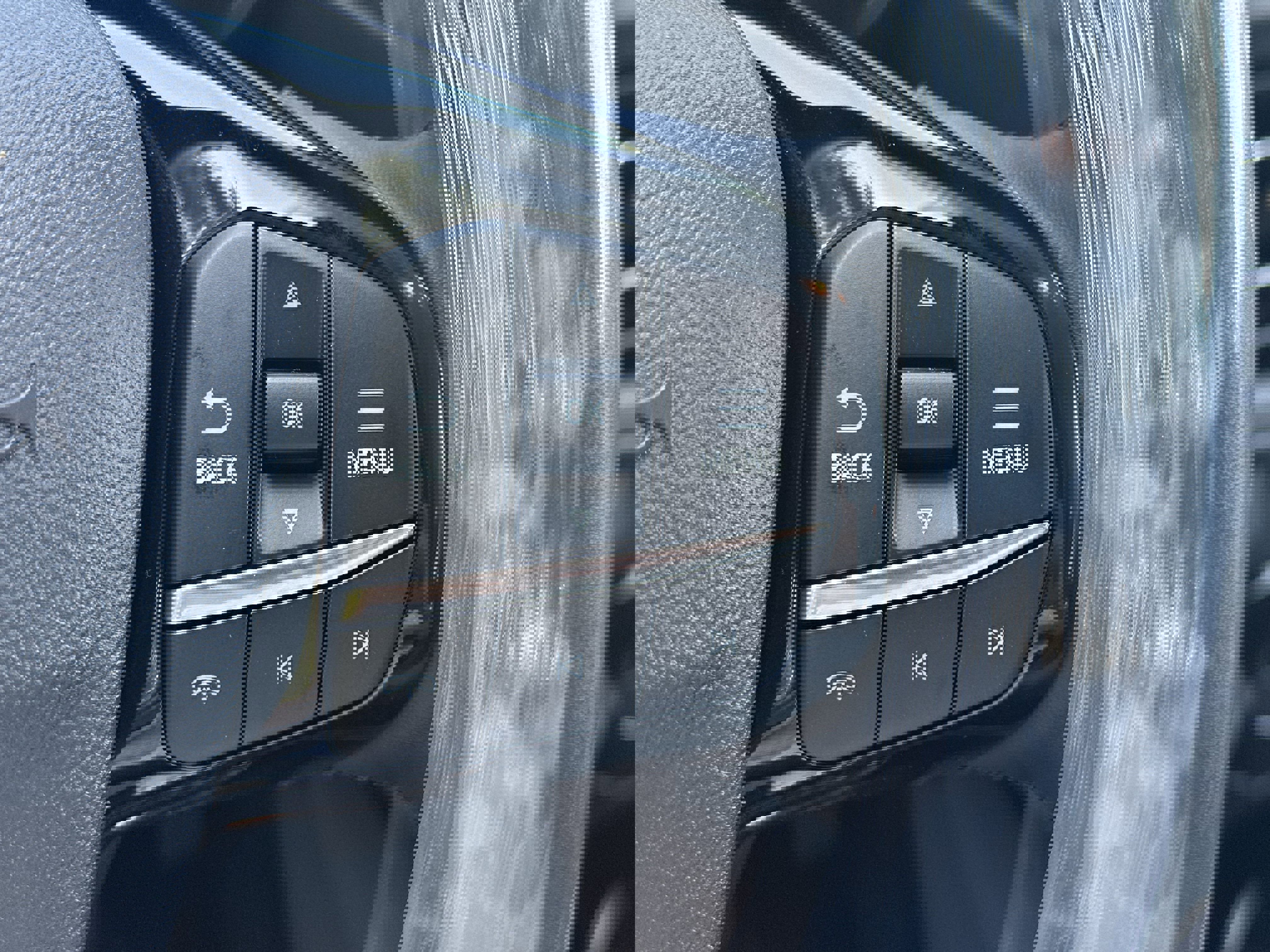 New 2025 Ford Escape SE image 17