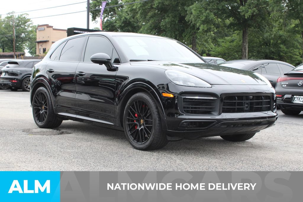 Used 2022 Porsche Cayenne GTS w/ Premium Package Plus AWD/4WD image 4