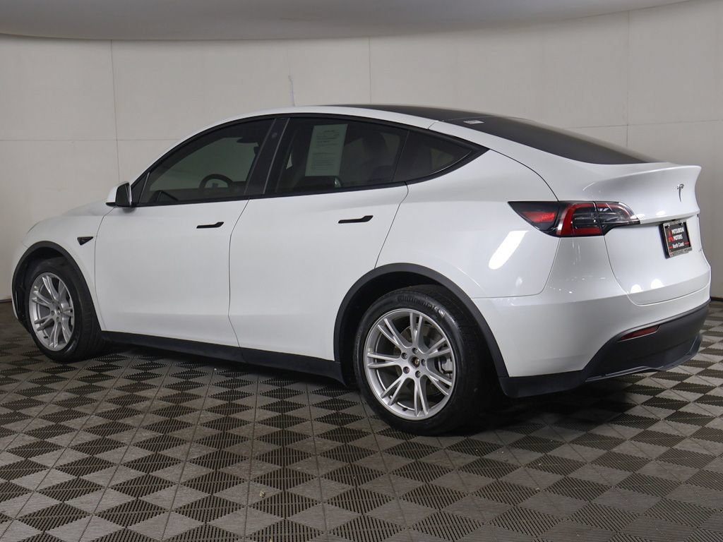 Used 2023 Tesla Model Y Long Range AWD/4WD image 8