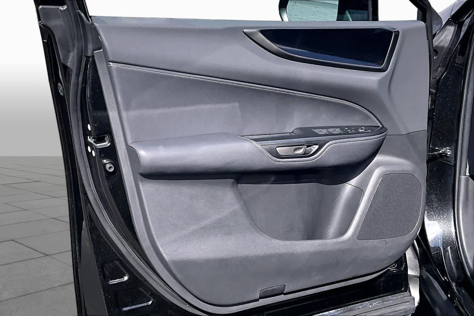 Used 2025 Lexus NX 250 FWD image 21