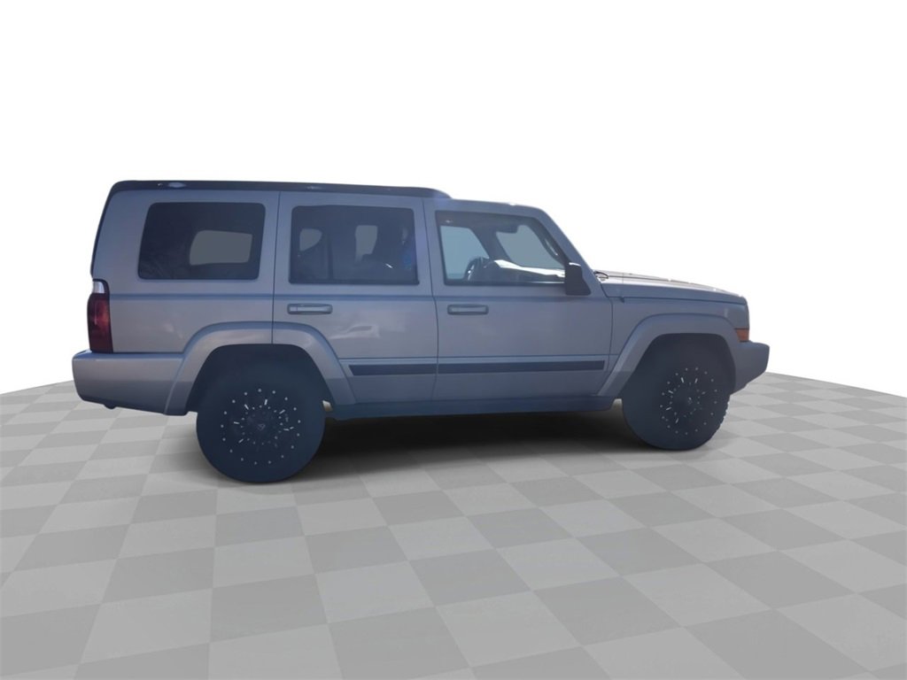 Used 2007 Jeep Commander Sport image 9
