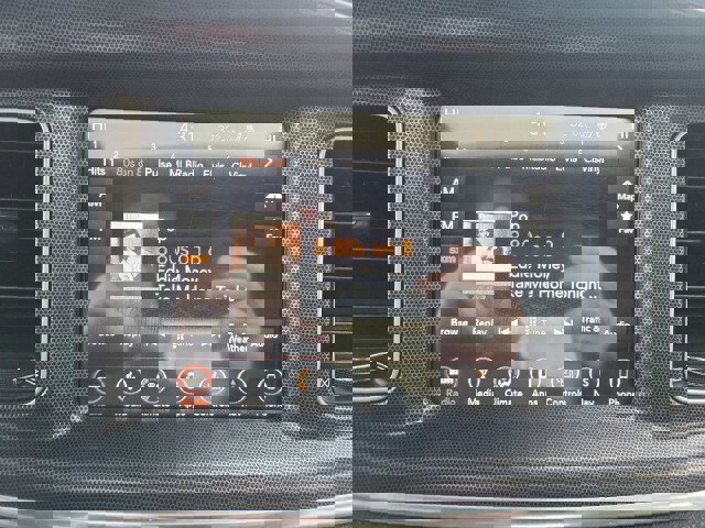 Used 2018 Dodge Charger GT image 17