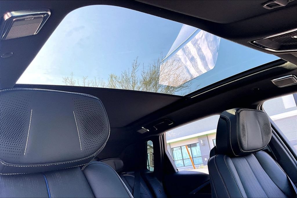 New 2026 Cadillac Lyriq Premium Sport w/ LPO, Floor Liner Package RWD image 33