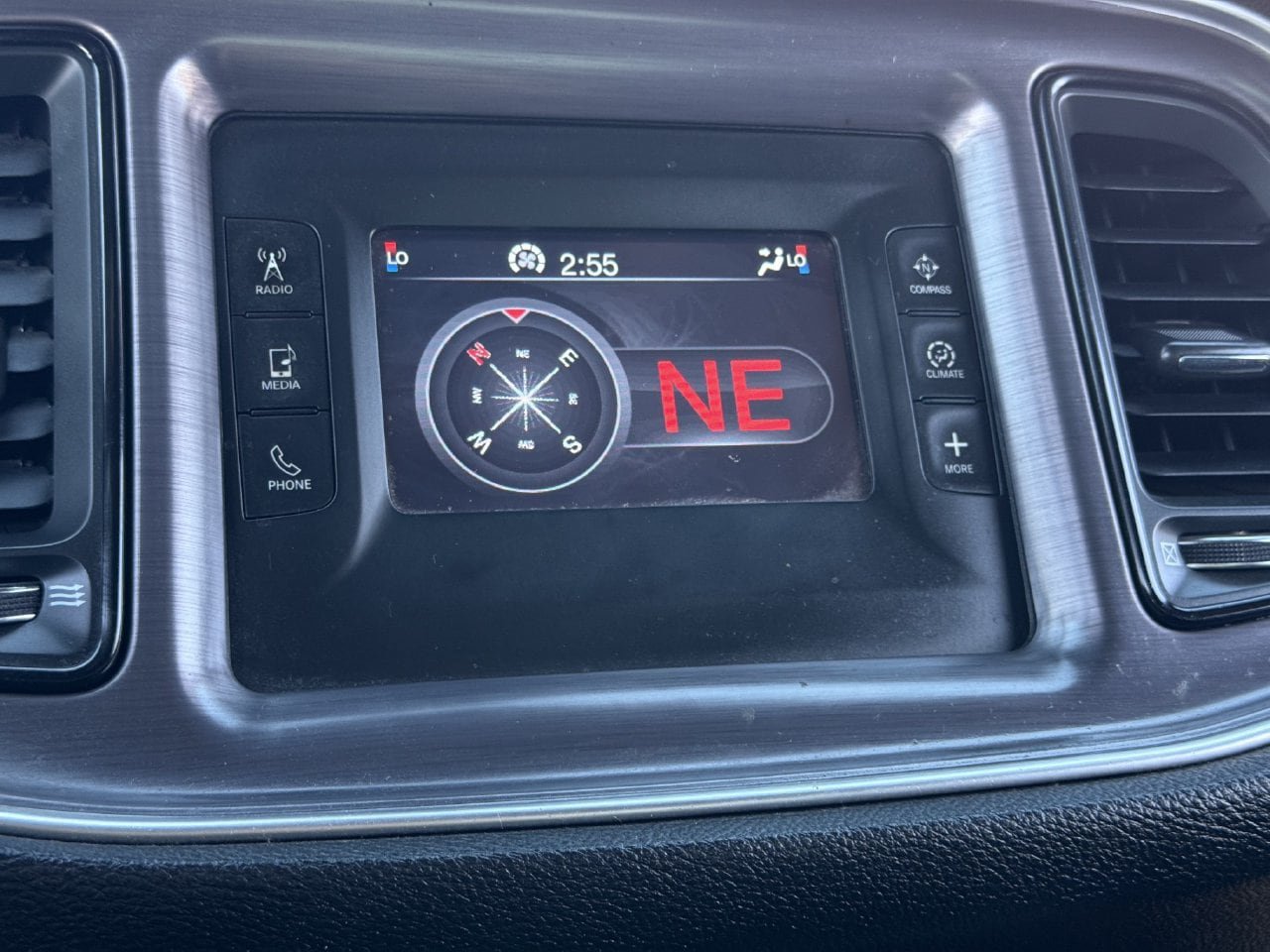 Used 2015 Dodge Challenger R/T RWD image 17