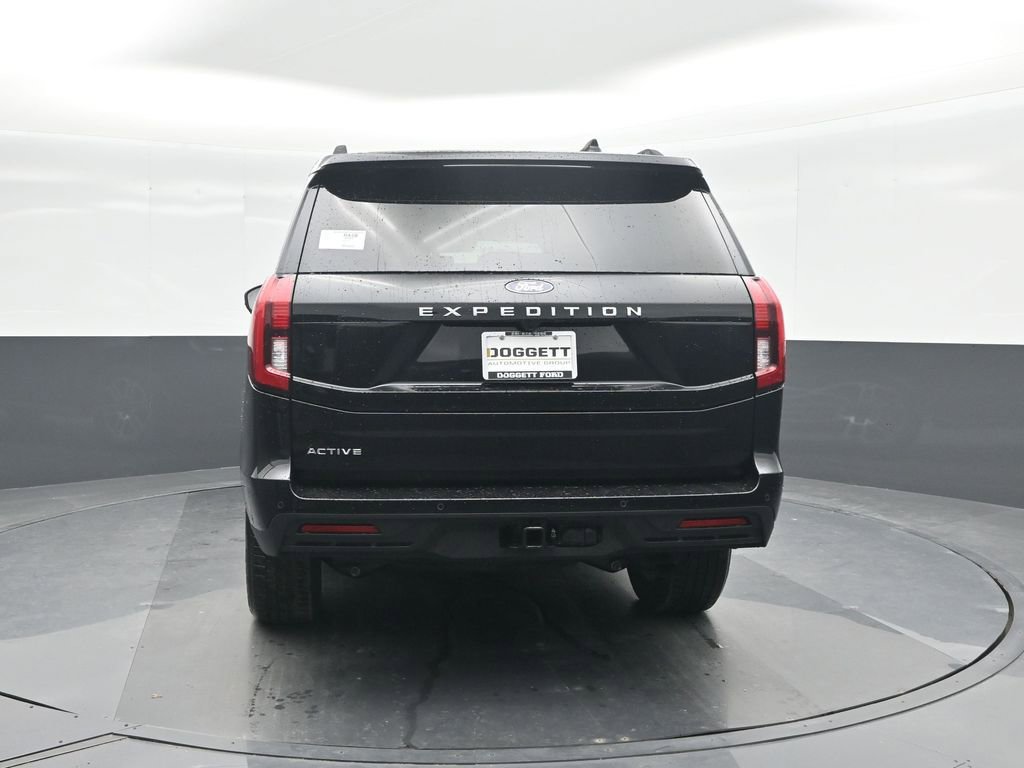 New 2025 Ford Expedition Active RWD image 17