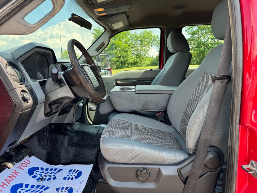 Used 2011 Ford F550 2WD Crew Cab Super Duty image 18