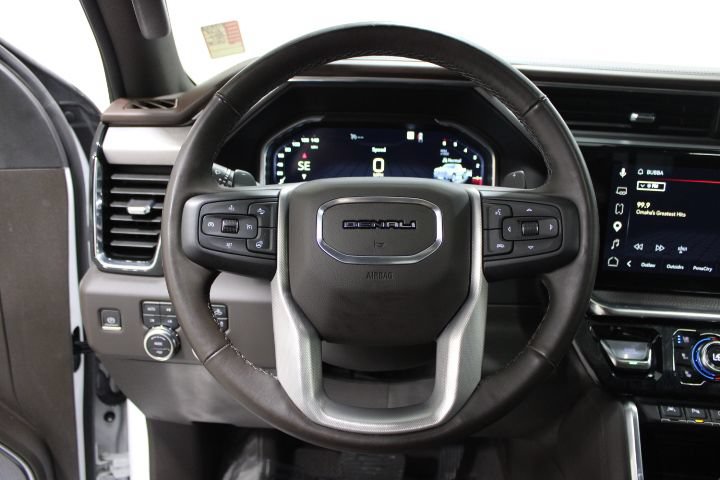 Used 2023 GMC Sierra 1500 Denali w/ Denali Reserve Package AWD/4WD image 40