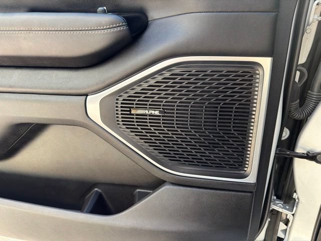 Used 2024 Jeep Wagoneer Series II w/ Convenience Group I AWD/4WD image 12