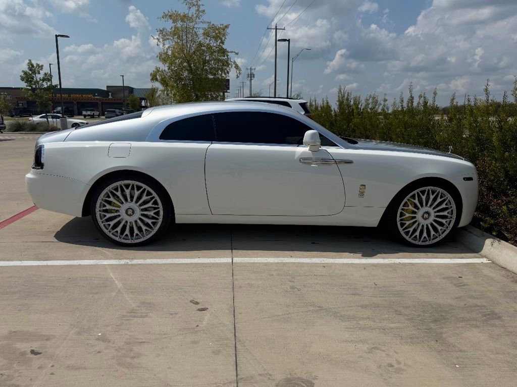 Used 2016 Rolls-Royce Wraith image 12
