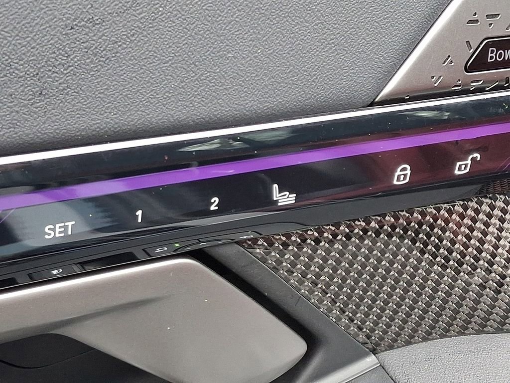 Certified 2025 BMW i5 M60 w/ Executive Package image 25