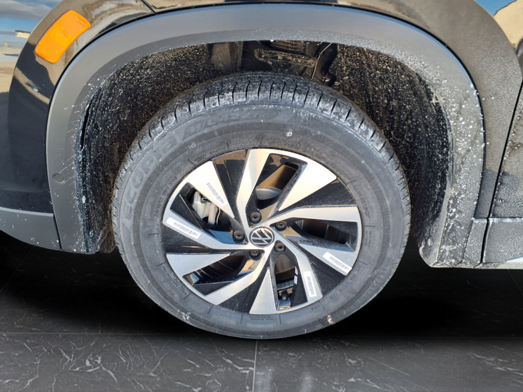 New 2026 Volkswagen Tiguan S AWD/4WD image 50