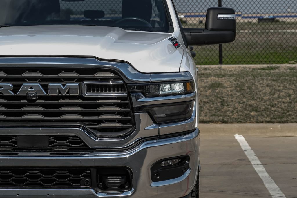 Used 2025 RAM 2500 Big Horn AWD/4WD image 46