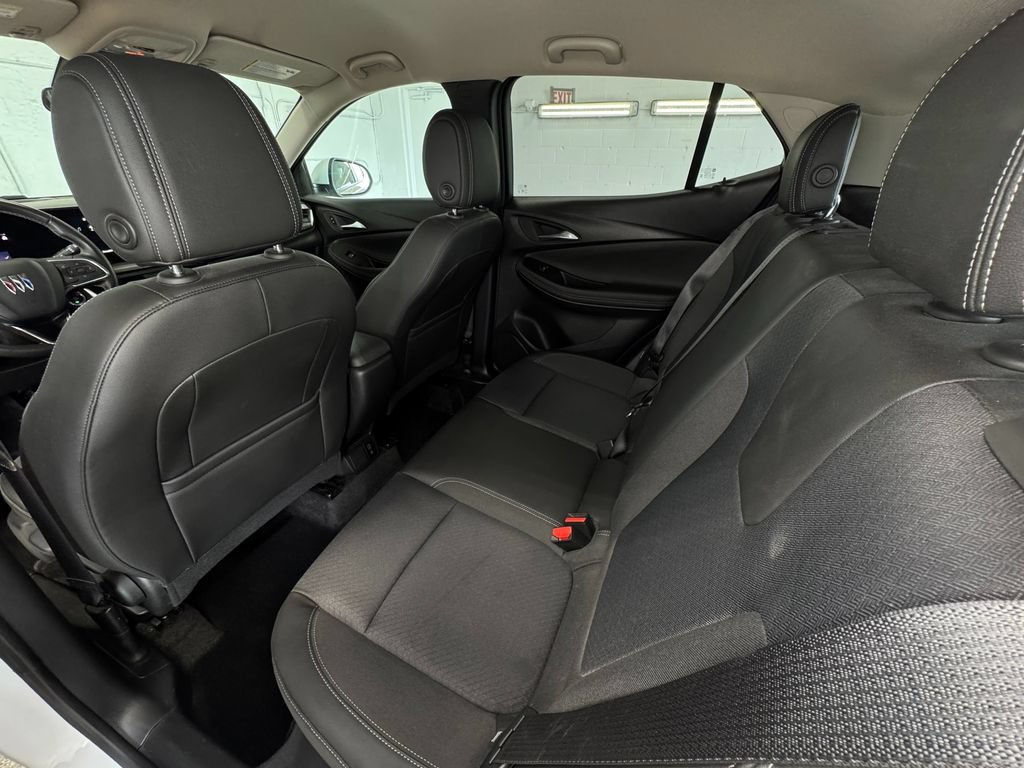 Used 2024 Buick Encore GX Preferred FWD image 23