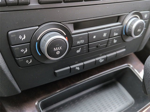 Used 2010 BMW 328i xDrive Sedan image 22